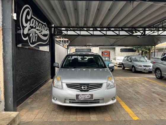 NISSAN SENTRA 2.0 SL 16V FLEX 4P AUTOMÁTICO